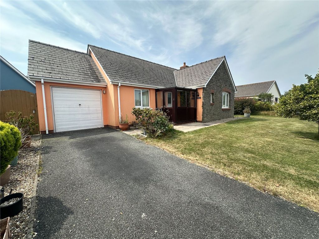 Property photo 1 of 17 Picture No. 24