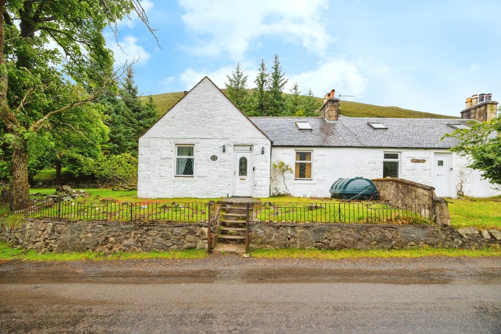Property photo 1 of 32 External Front