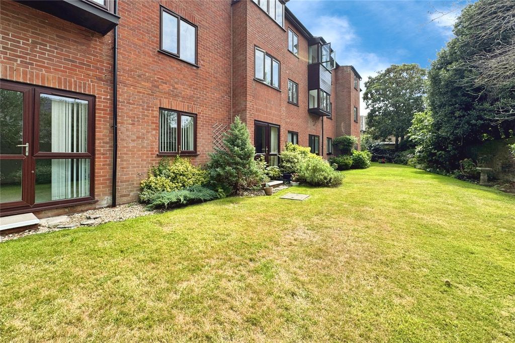 Property photo 1 of 8 Picture No. 06
