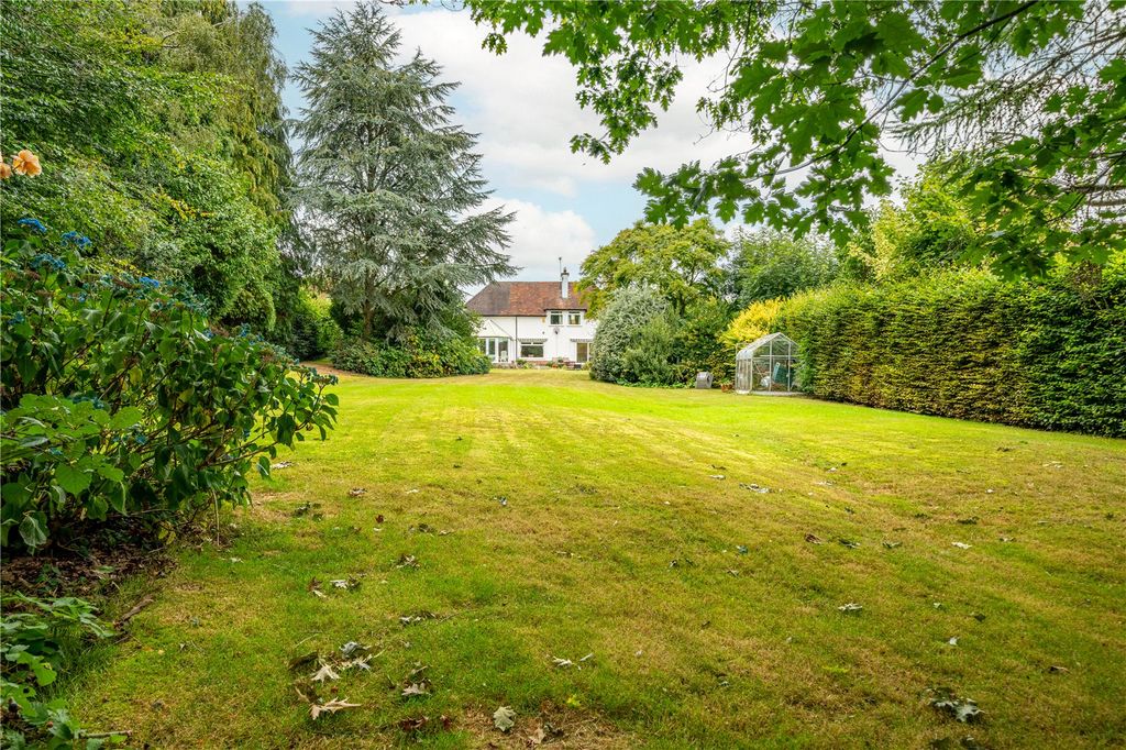 Property photo 2 of 35 Picture No. 29
