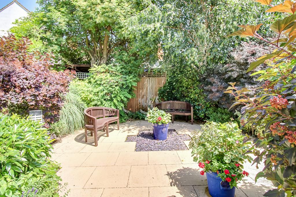 Property photo 1 of 14 Communal Garden