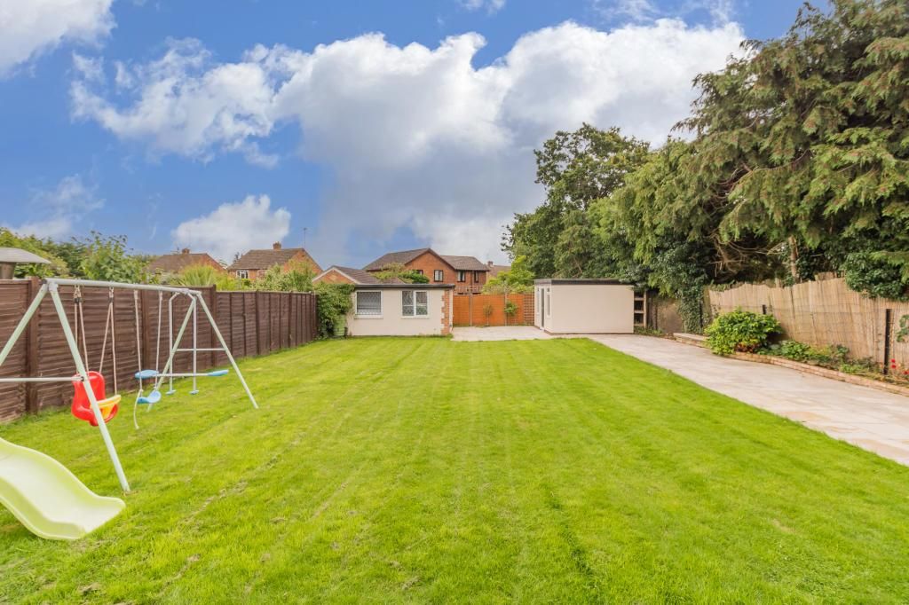 Property photo 2 of 22