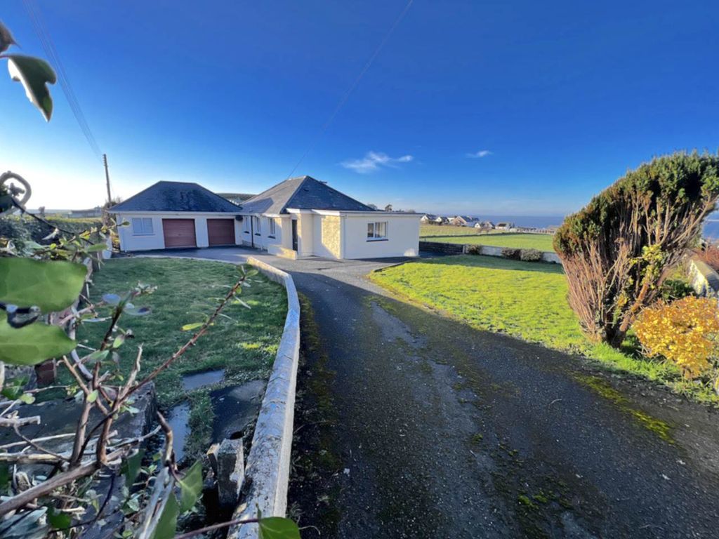 Property photo 1 of 14 Front