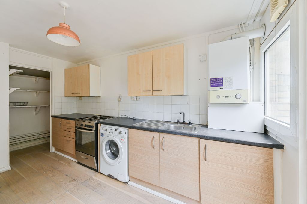 Property photo 3 of 8