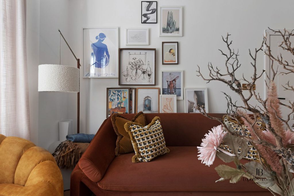 Property photo 2 of 31