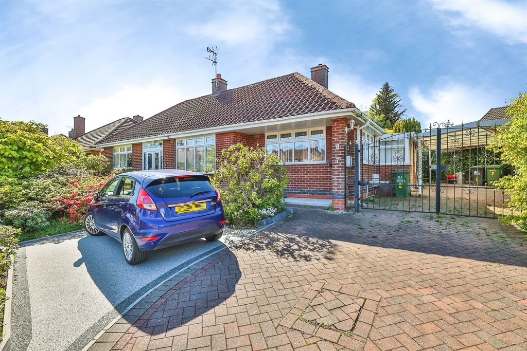 Property photo 1 of 22