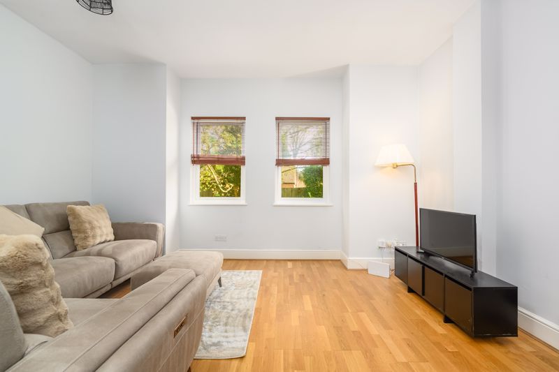 Property photo 3 of 8 Photo 8