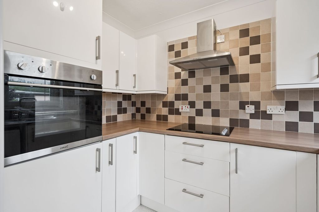 Additional image 4 of 1 bed flat for saleStirling Road, Dunblane FK15
