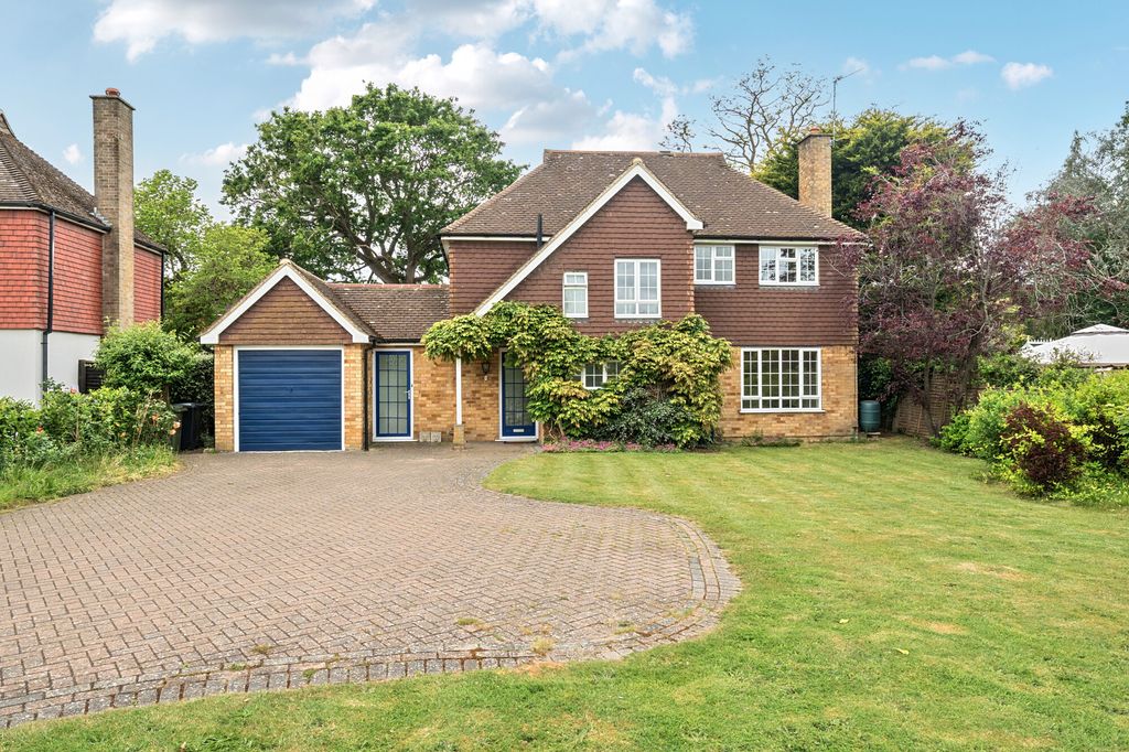 Property photo 1 of 12
