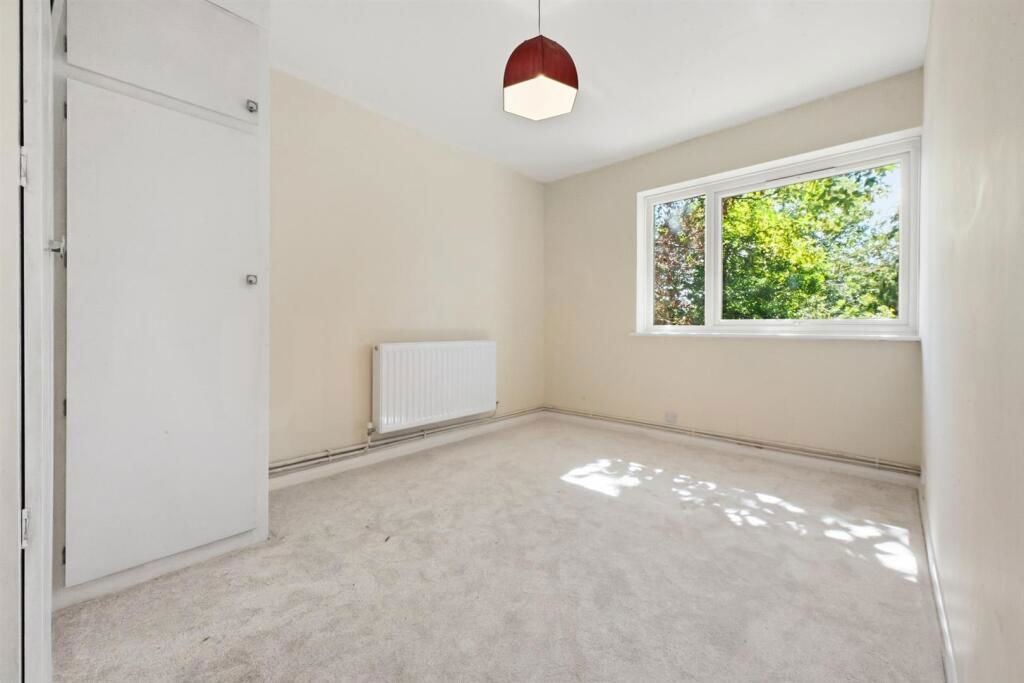 Property photo 3 of 31