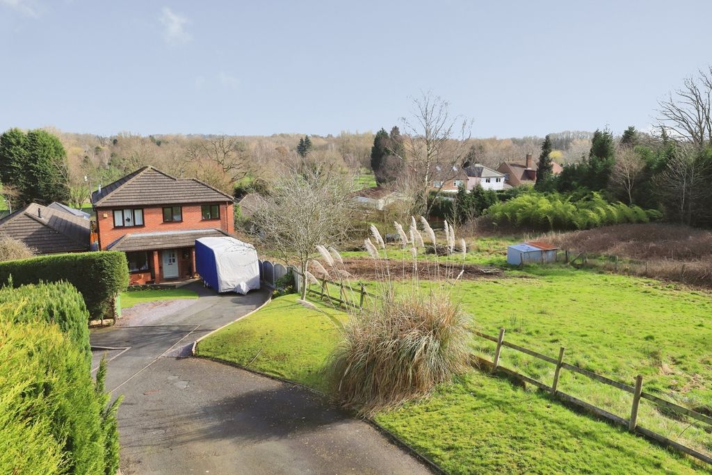 Property photo 2 of 17 Pbox-Img.Jpg