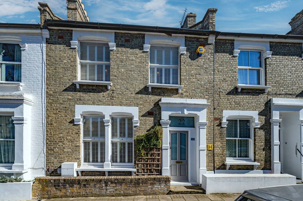 Property photo 1 of 13