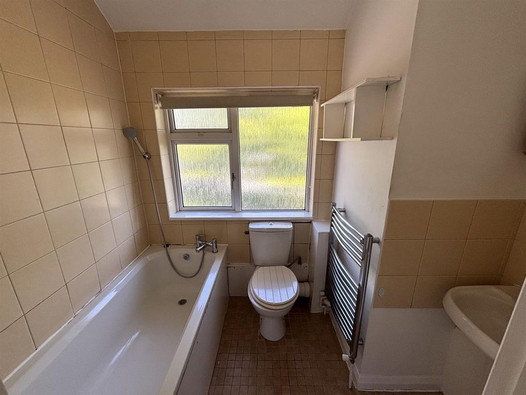 Property photo 3 of 7 3.Jpg