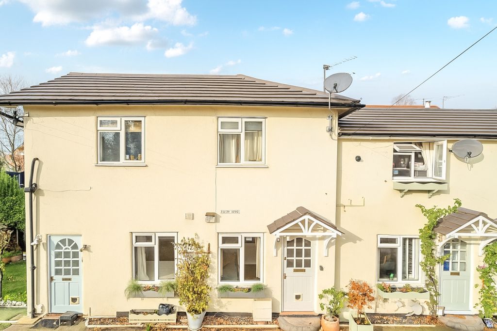 Property photo 1 of 5