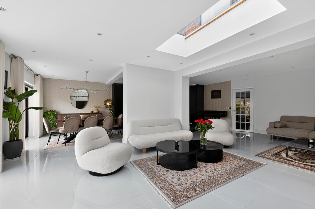 Property photo 3 of 20