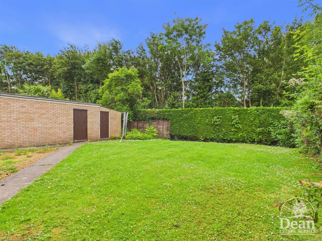 Property photo 2 of 16 Rear Garden