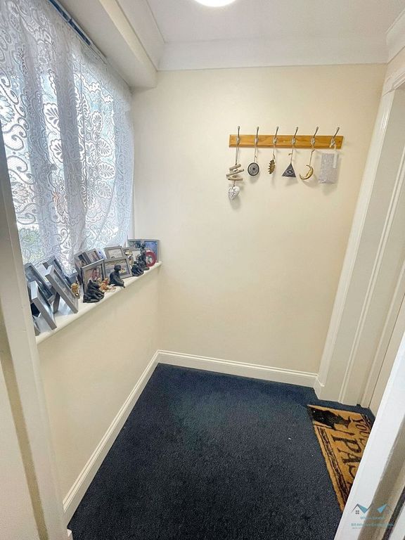 Property photo 3 of 13 Photo 3