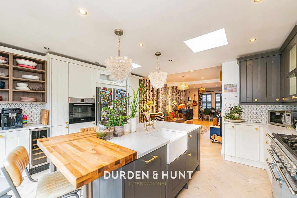 Property photo 3 of 22 Glenparke-37.Jpg