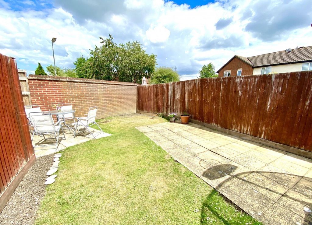 Property photo 3 of 8 Picture No. 14