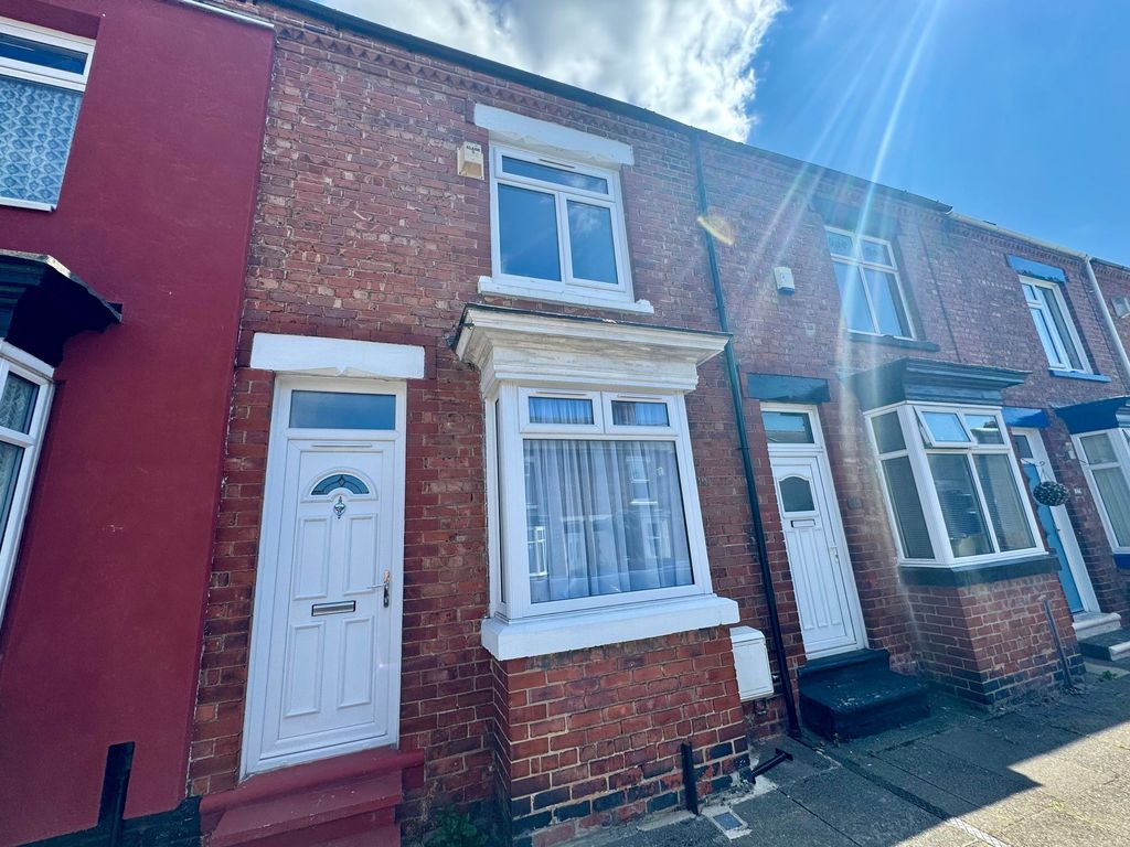 Property photo 1 of 12
