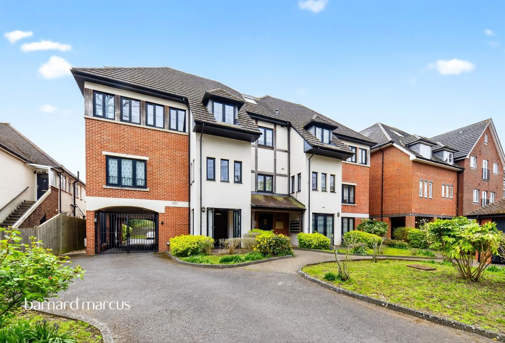 Property photo 1 of 8