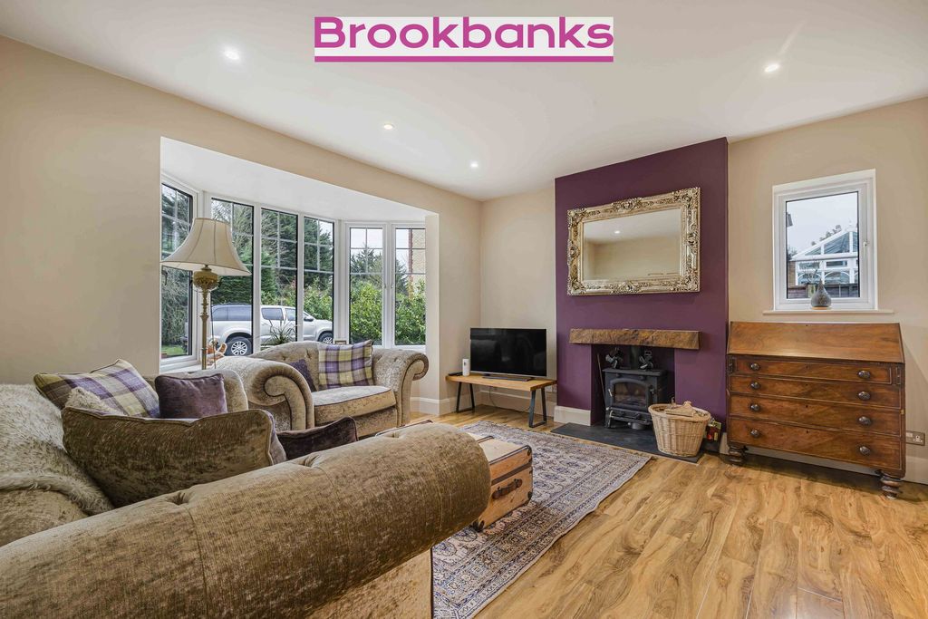 Property photo 2 of 46