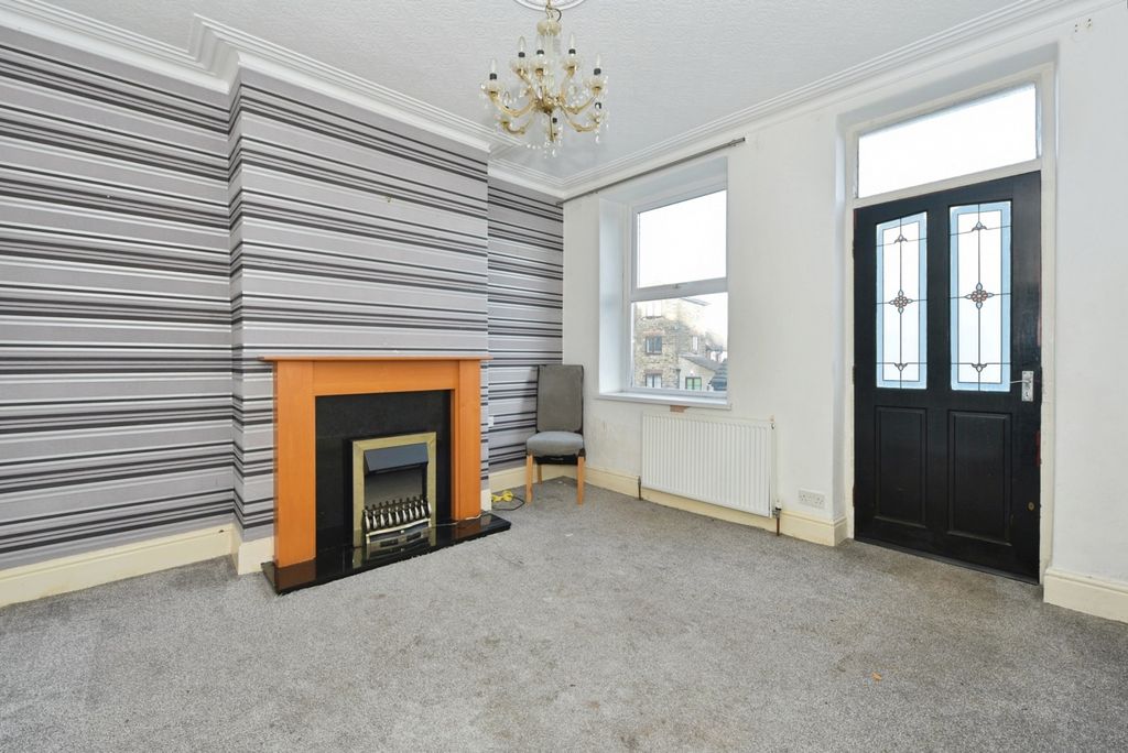 Property photo 3 of 14 Pbox-Img.Jpg