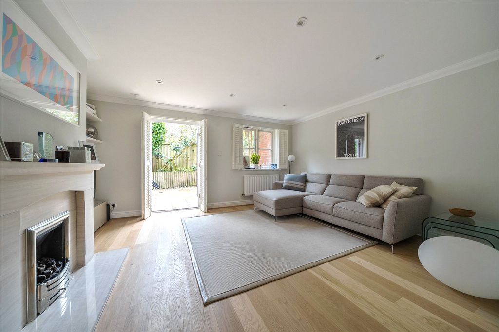 Property photo 2 of 32 Picture No. 03