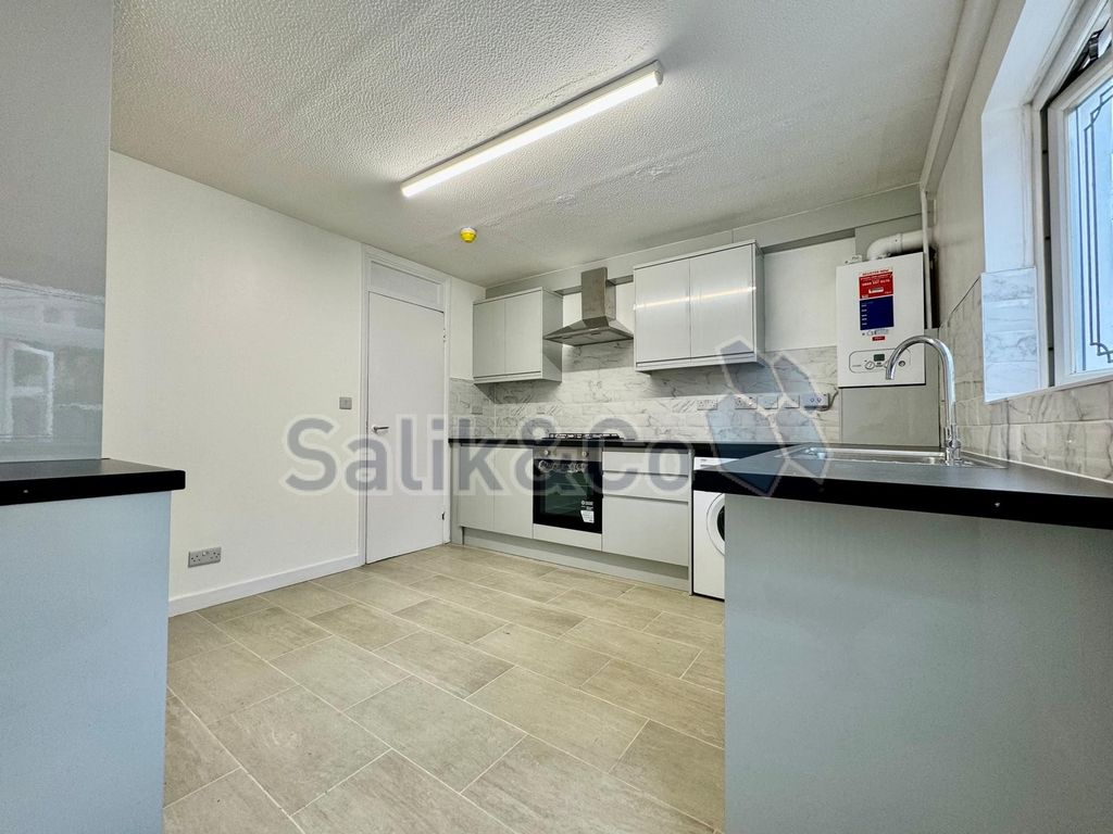 Property photo 1 of 11 Image 1