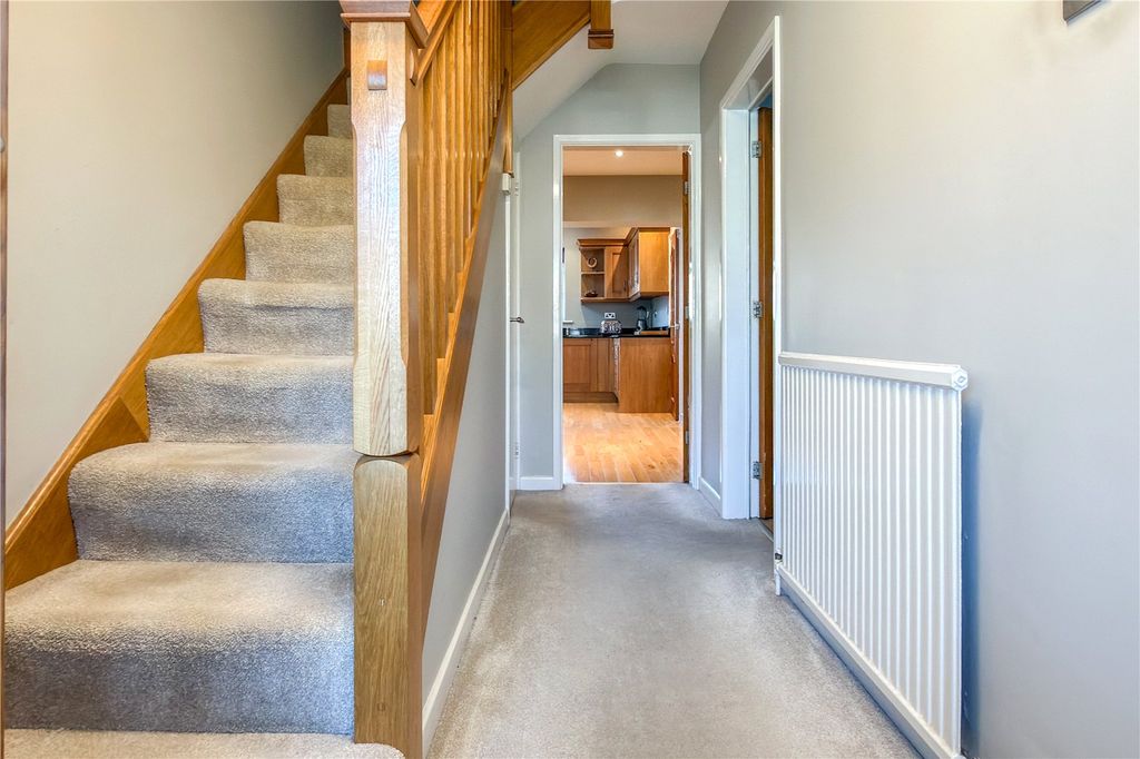 Property photo 2 of 24 Hallway