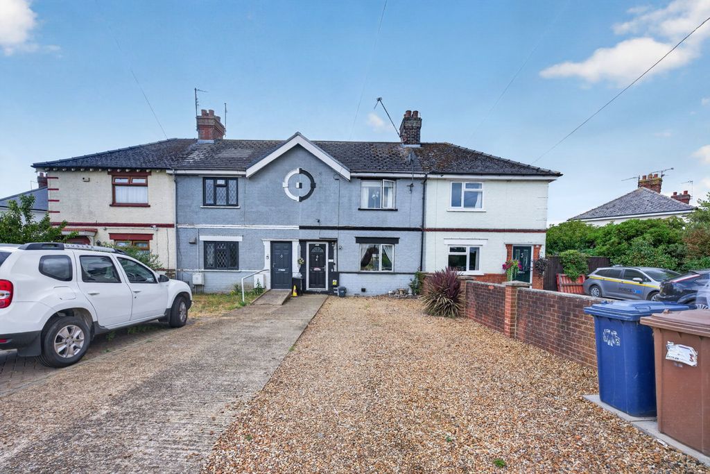 Property photo 1 of 38