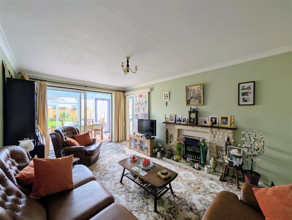 Property photo 2 of 15