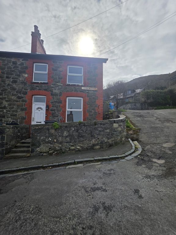 Property photo 1 of 14 Front