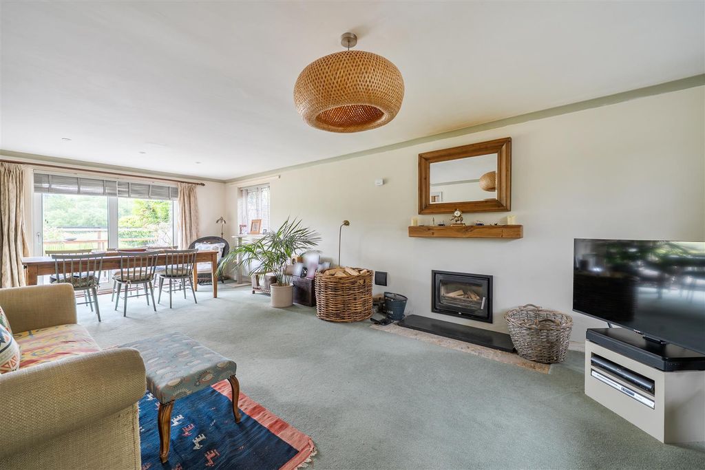 Property photo 2 of 20 1476782-8-6A2Aa73Ed99F9.Jpg