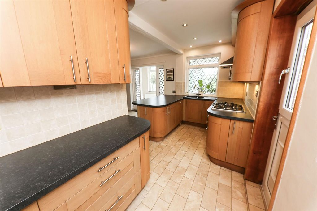 Property photo 3 of 23 Dining Kitchen