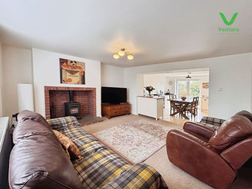 Property photo 2 of 29 Pbox-Img.Jpeg