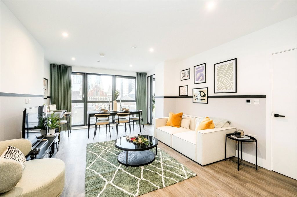 Property photo 1 of 8 Picture No. 12