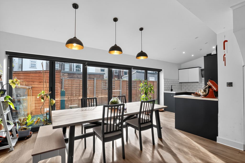 Property photo 2 of 20 Open Plan Living