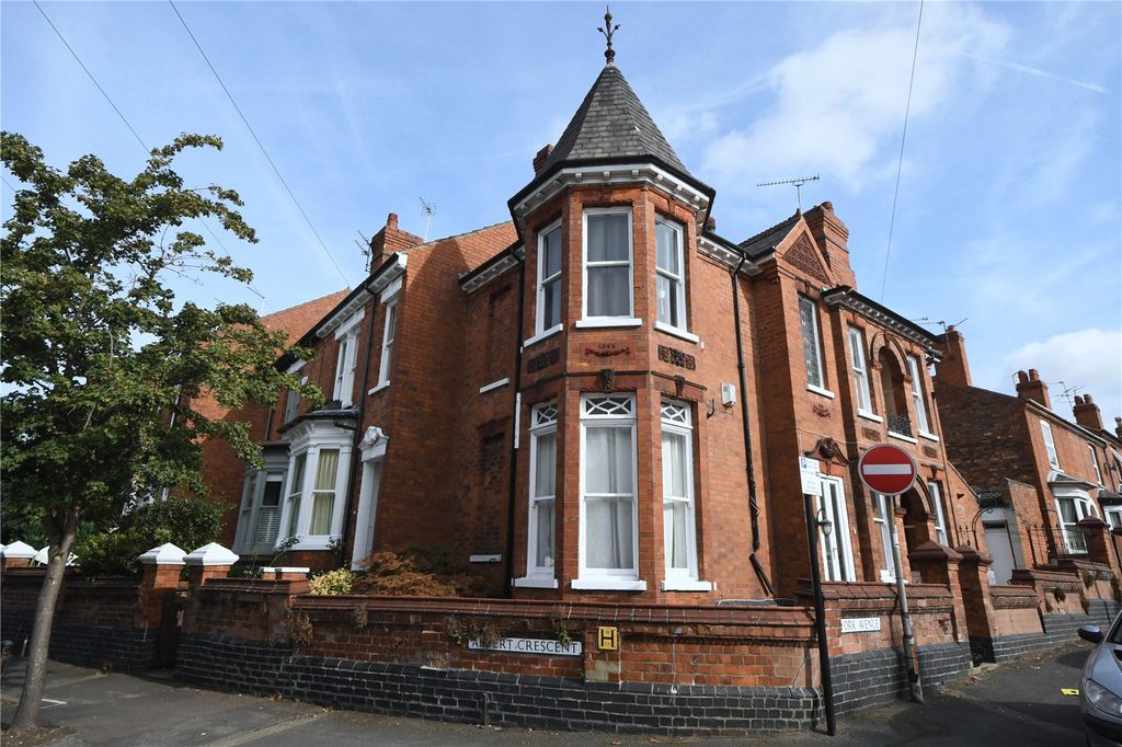 Property photo 1 of 20 Picture No. 43