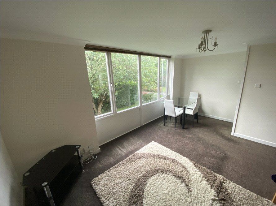 Property photo 3 of 8 Picture No. 02