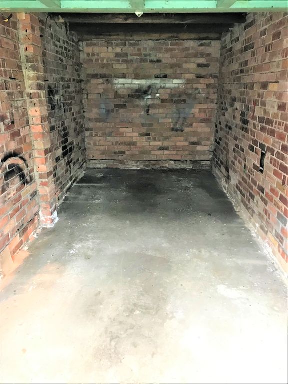 Property photo 3 of 4