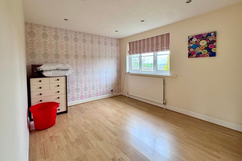 Additional image 23 of 4 bed detached house for saleHathersage Drive, Glossop SK13