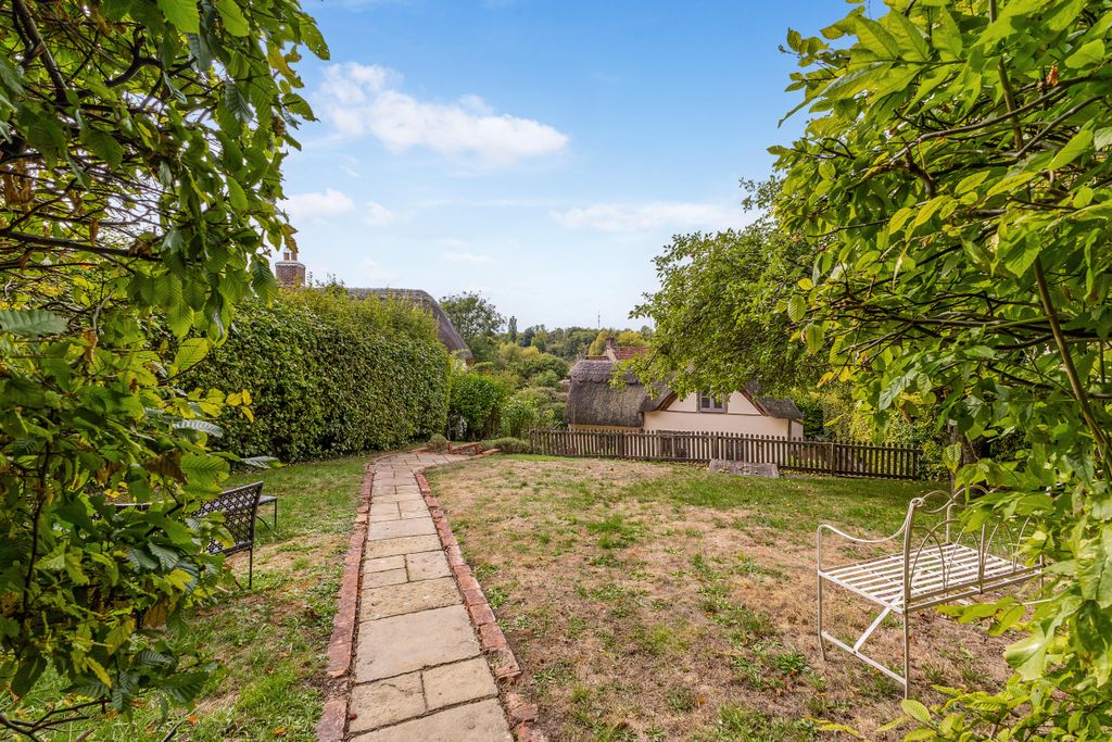 Property photo 3 of 11