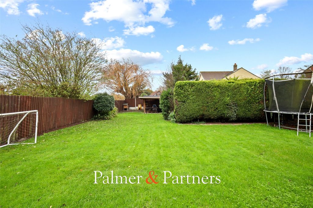 Property photo 3 of 31 Picture No. 25