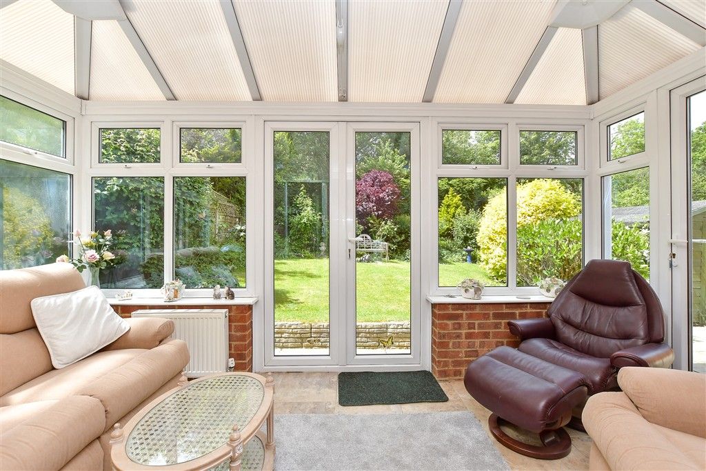 Property photo 3 of 10 Conservatory