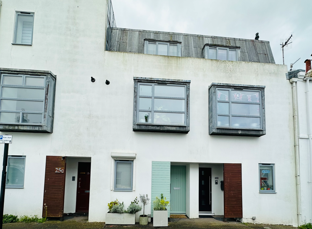 Property photo 1 of 13 1