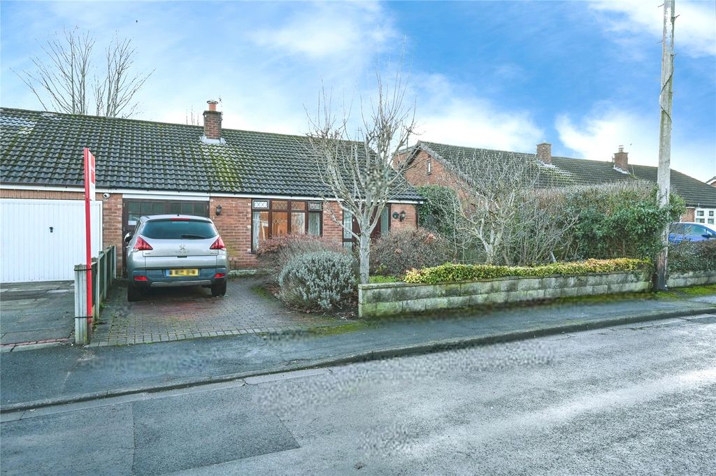 Property photo 1 of 21 Front View