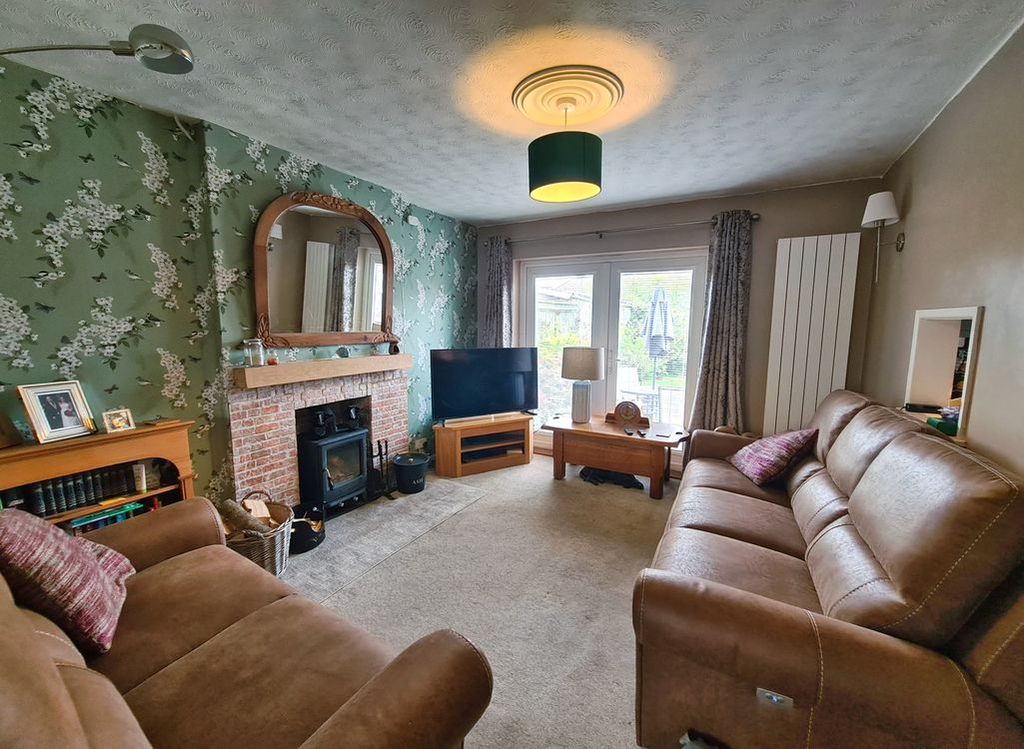 Property photo 3 of 30