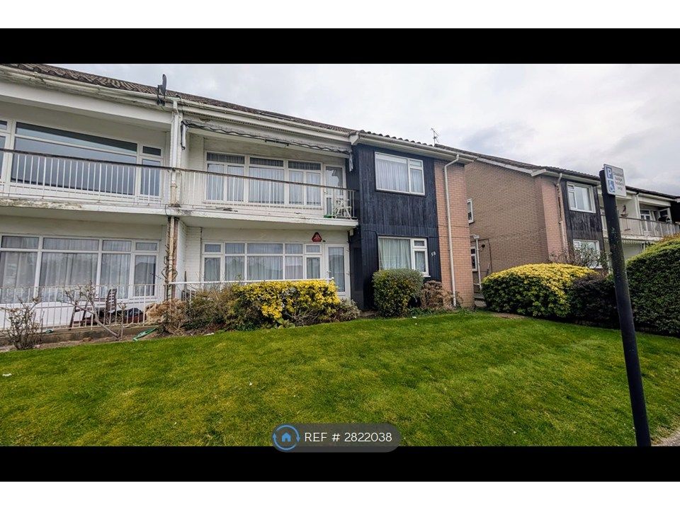 Property photo 1 of 12 Entrance