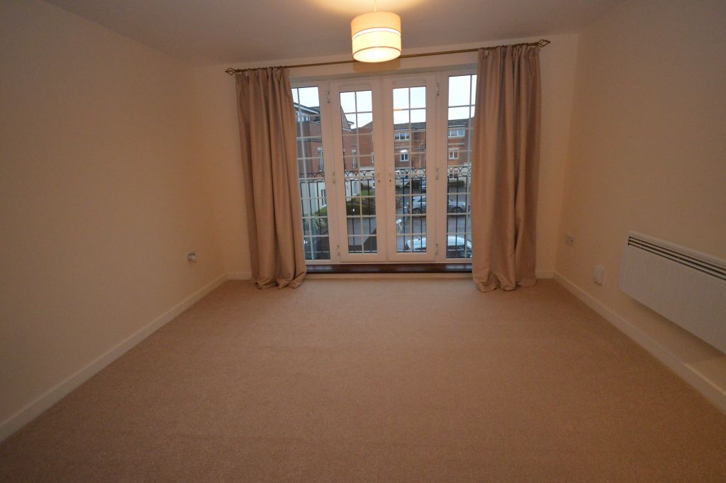 Property photo 2 of 6 Scotts House Flat 4